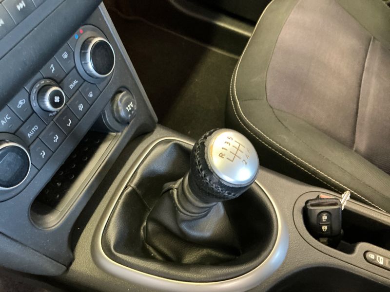 Nissan Qashqai 1.5 Turbodiesel Acenta 2012 – снимка 35