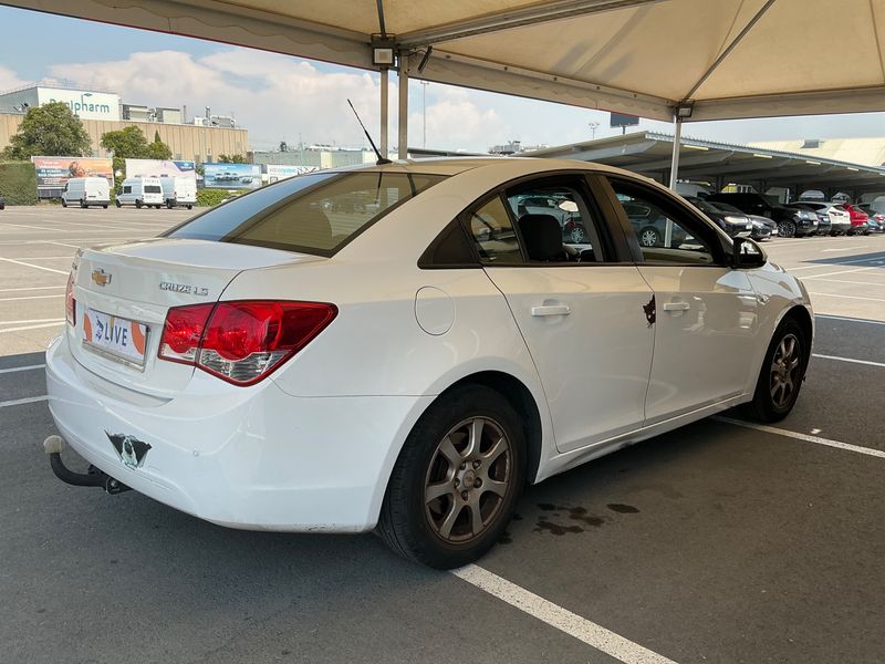 Chevrolet Cruze 2.0 Diesel LT — zdjęcie 2