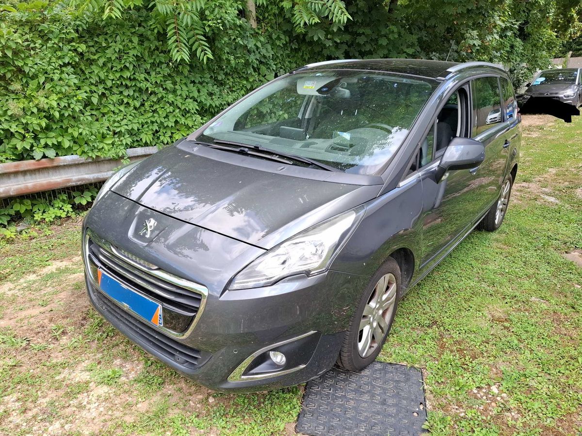 Peugeot 5008 1.6 THP Allure