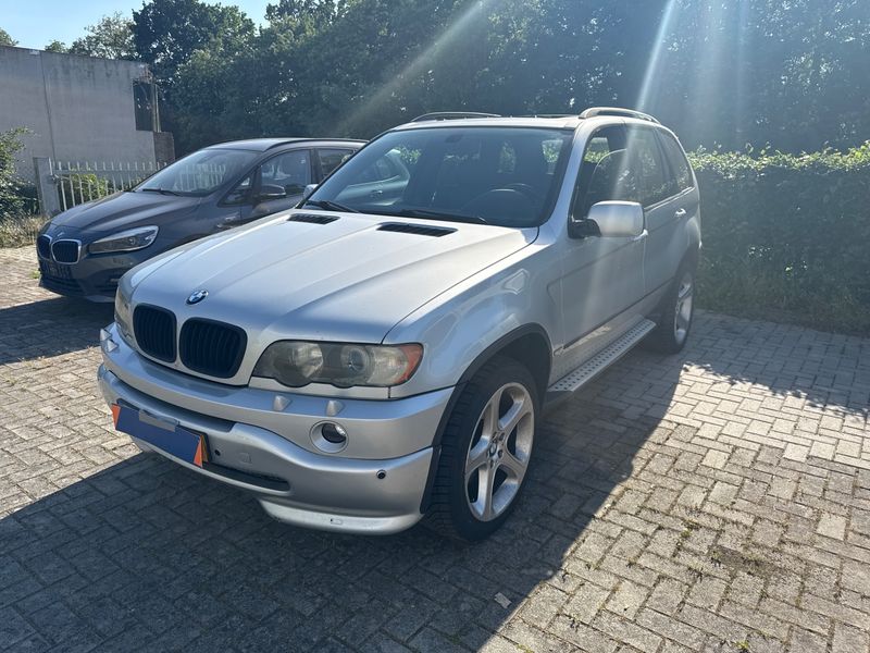 X5 3.0i