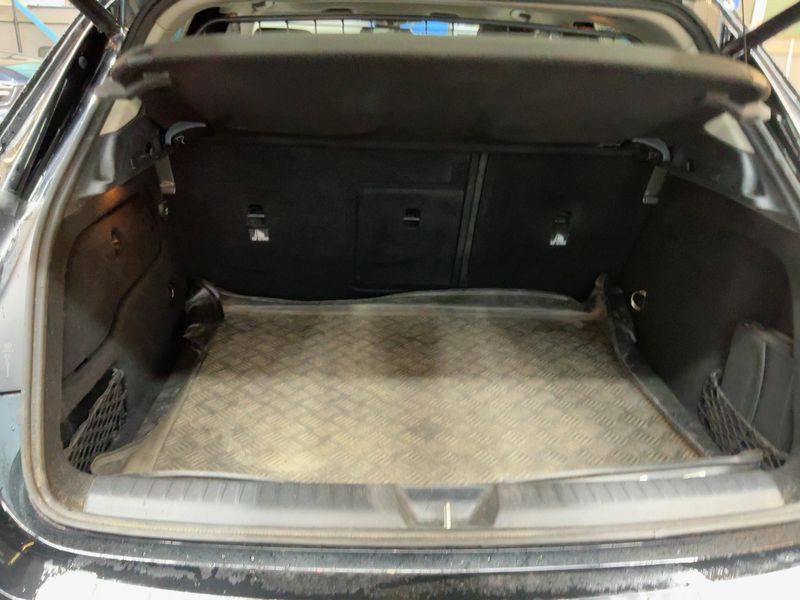 Mercedes-Benz GLA-Klasse GLA 220 d 4Matic Urban — zdjęcie 10