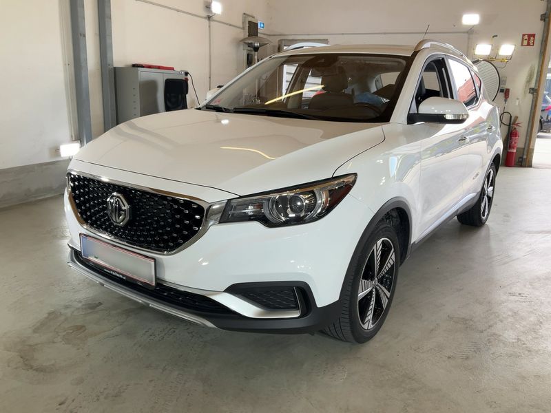 MG ZS electric drive 105 kW Luxury