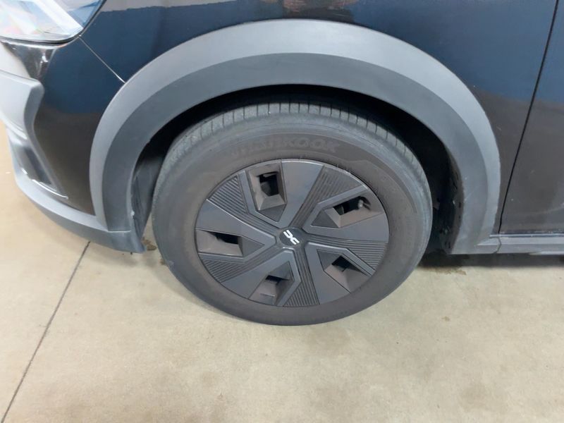 Dacia Sandero 1.0 TCe LPG Stepway Essential 2025 – снимка 3