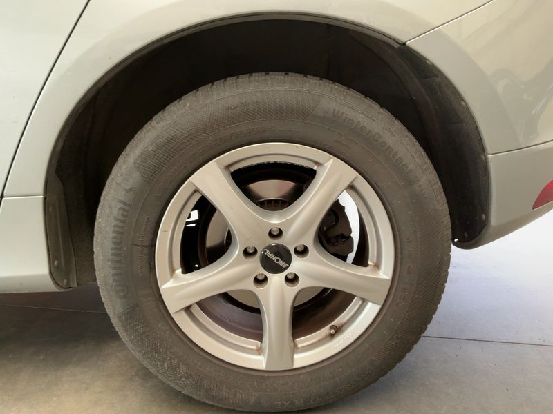 Volvo XC60 2.0 D4 Momentum 2WD 2014 – снимка 5