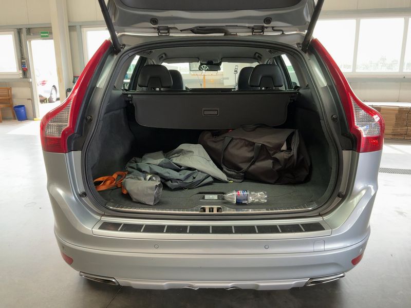 Volvo XC60 2.0 D4 Momentum 2WD — zdjęcie 10