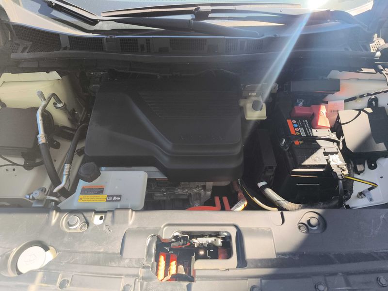 Nissan Leaf electric drive 110 kW Acenta — zdjęcie 8