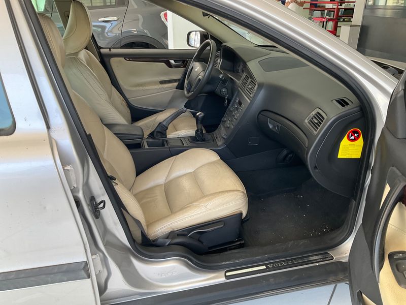 Volvo V70 2.5 TDI 2000 – снимка 3