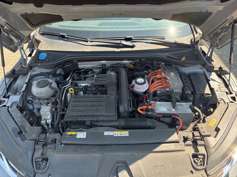 Volkswagen Arteon Shooting Brake 1.4 eHybrid R-Line — zdjęcie 8