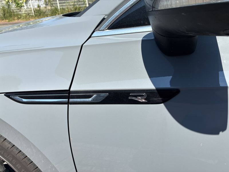 Volkswagen Arteon Shooting Brake 1.4 eHybrid R-Line — zdjęcie 17
