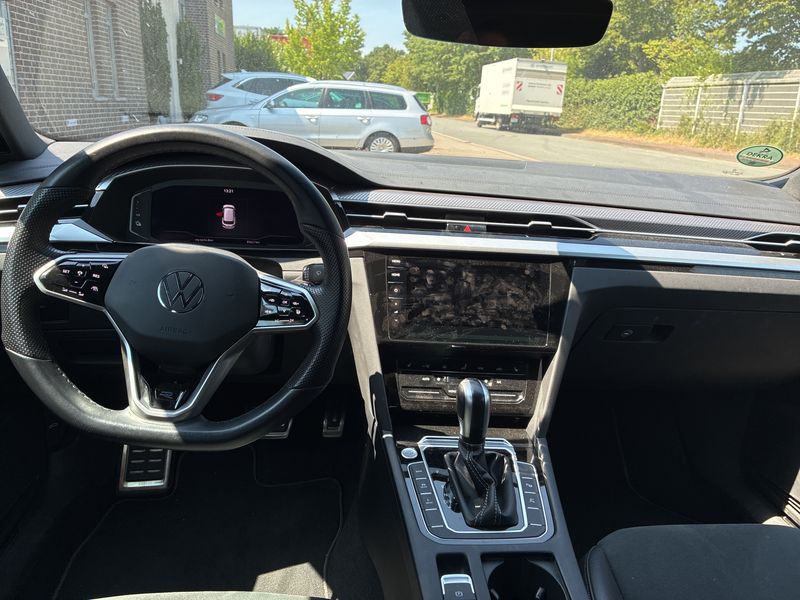 Volkswagen Arteon Shooting Brake 1.4 eHybrid R-Line — zdjęcie 11