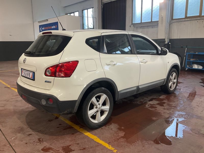 Nissan Qashqai 1.5 dCi Acenta — zdjęcie 2