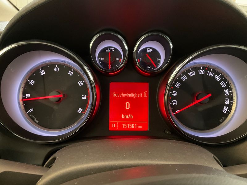 Opel Astra 1.4 Turbo Innovation — zdjęcie 13