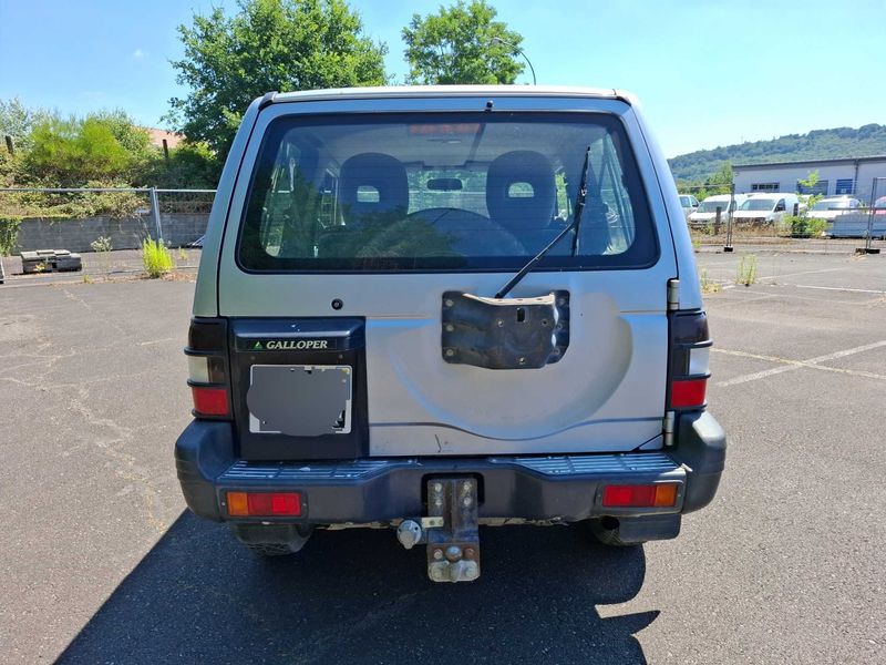 Mitsubishi Pajero 2.5 Turbodiesel Classic 2500 — zdjęcie 4