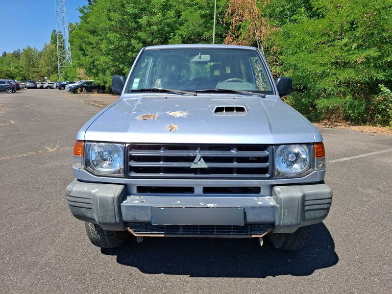 Mitsubishi Pajero 2.5 Turbodiesel Classic 2500 — zdjęcie 7