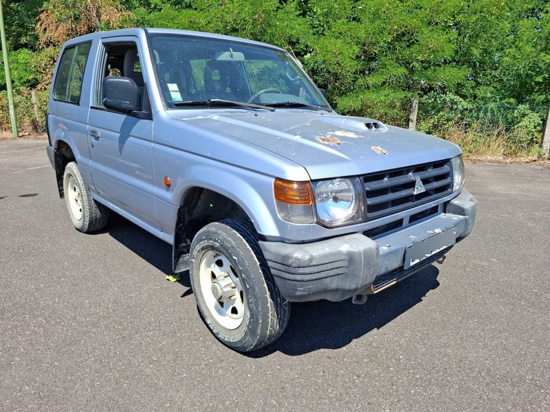 Mitsubishi Pajero 2.5 Turbodiesel Classic 2500 — zdjęcie 6