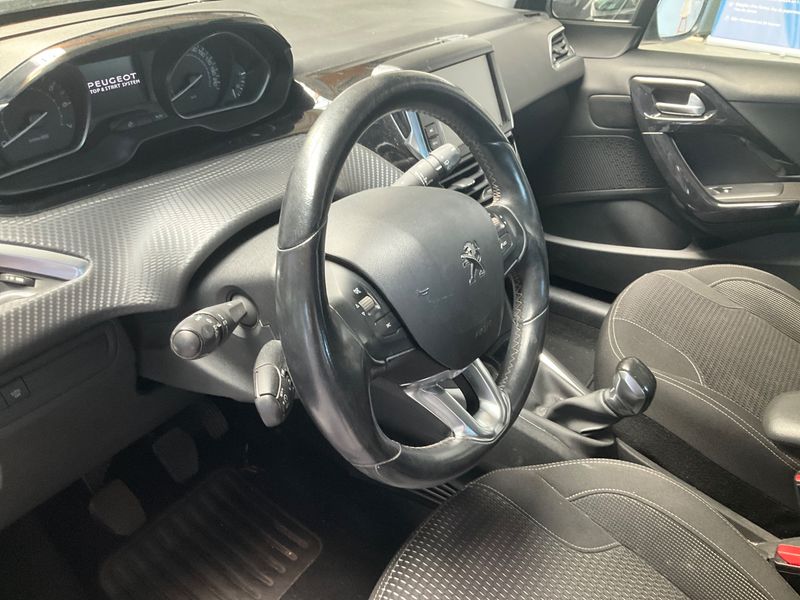 Peugeot 208 1.2 e-THP Allure Business 2018 – снимка 22