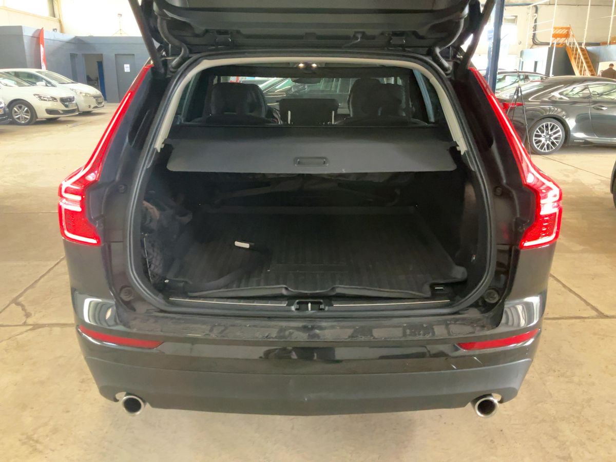 Volvo XC60 2020 — photo 16