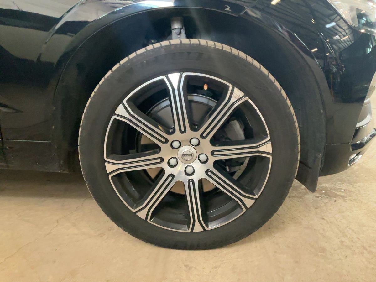 Volvo XC60 2020 — photo 12