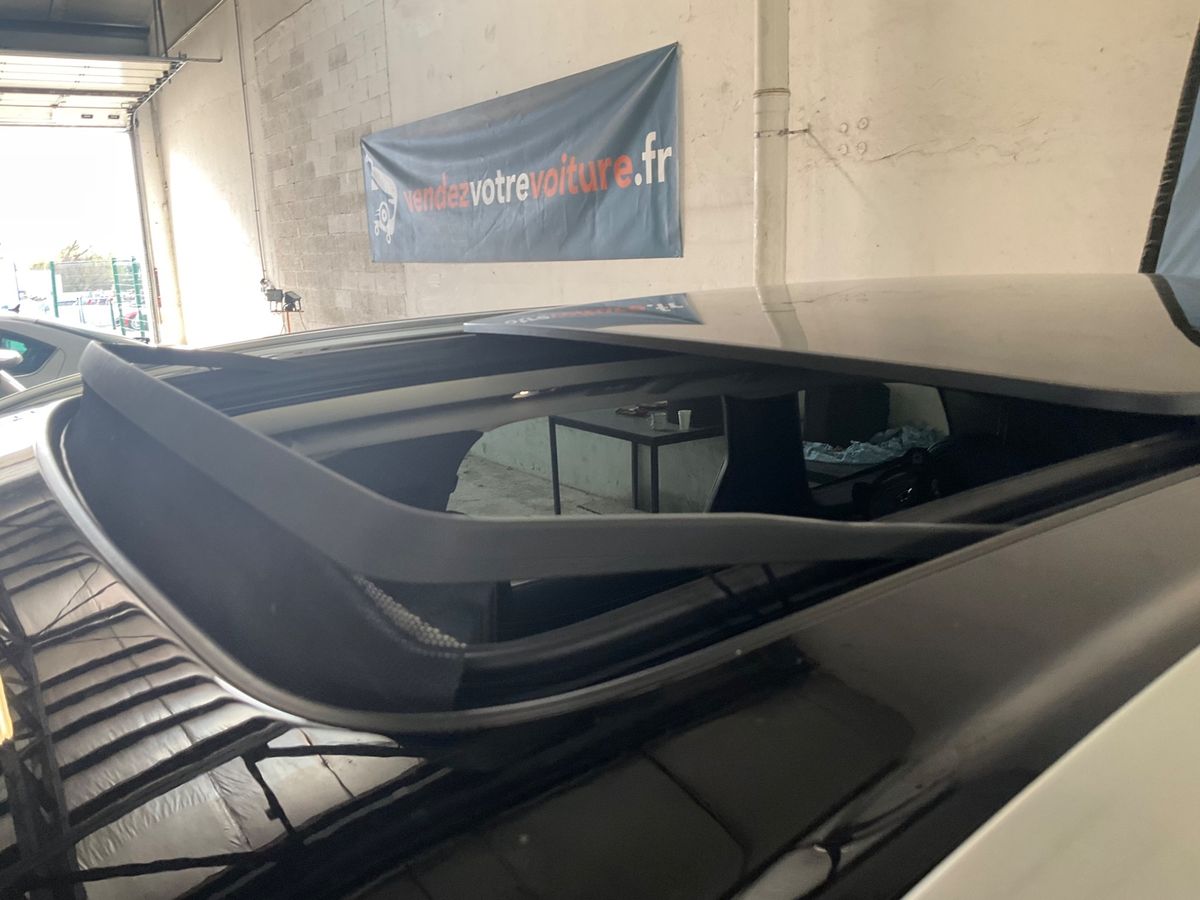 Volvo XC60 2020 — photo 39