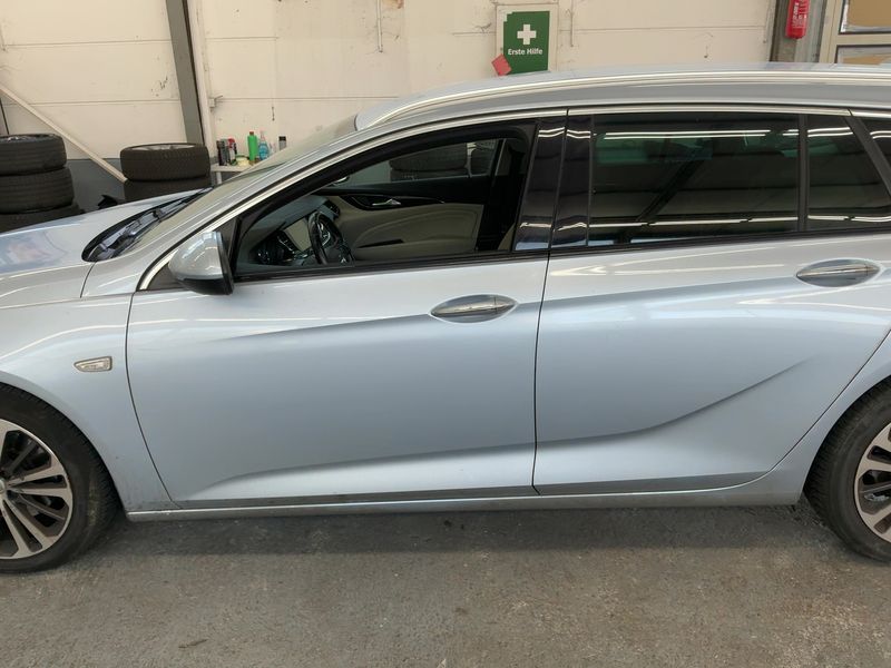 Opel Insignia Sports Tourer 2.0 CDTI Innovation — zdjęcie 4