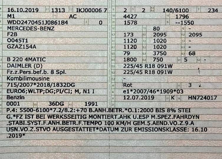 Mercedes-Benz B-Klasse B 220 4Matic AMG Line — zdjęcie 15