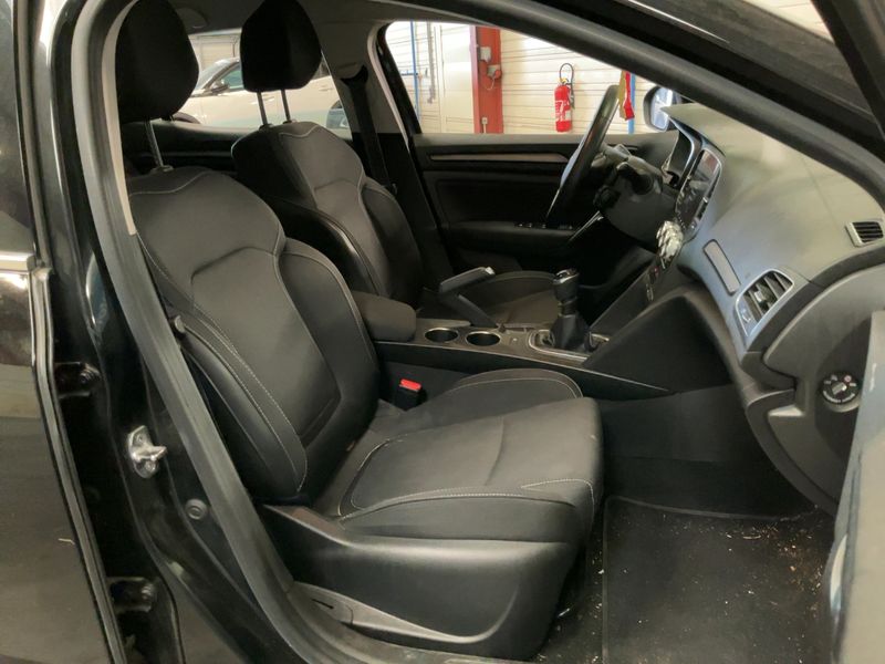 Renault Megane 1.5 BLUE dCi Business 2021 – снимка 16