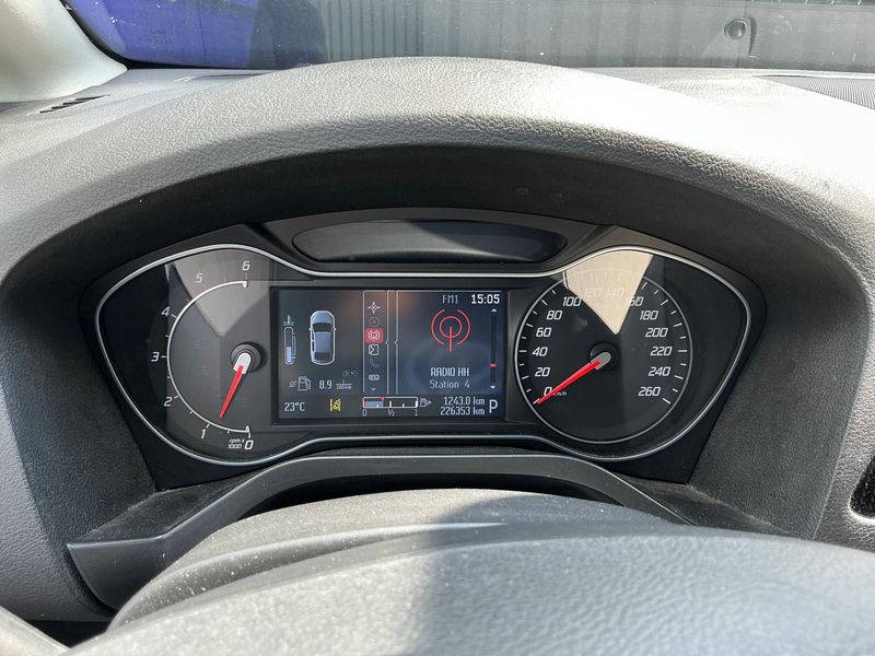 Ford S-Max 2.2 TDCi Titanium S — zdjęcie 13
