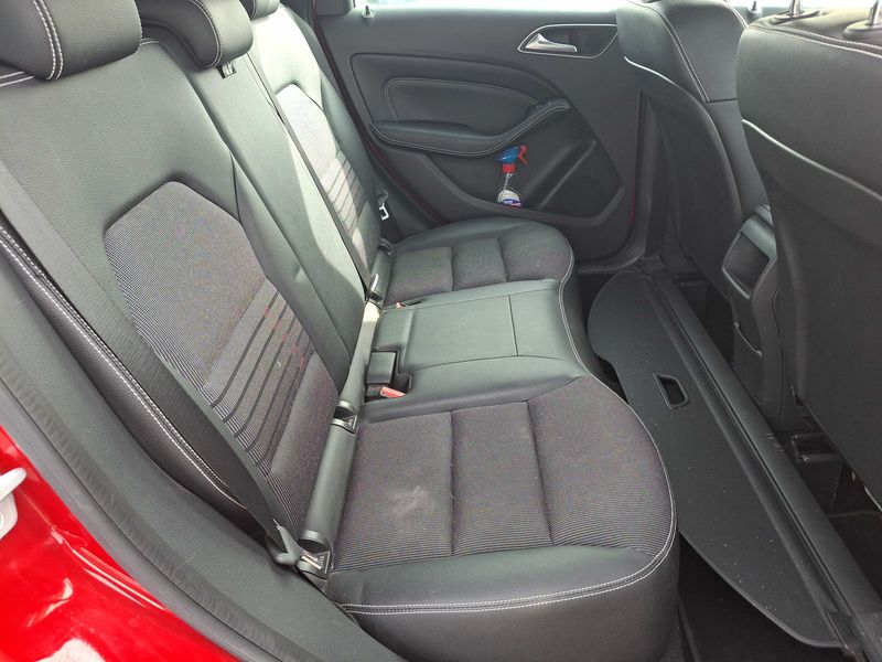 Mercedes-Benz B-Klasse B 160 Urban — zdjęcie 13