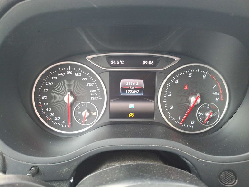 Mercedes-Benz B-Klasse B 160 Urban — zdjęcie 12