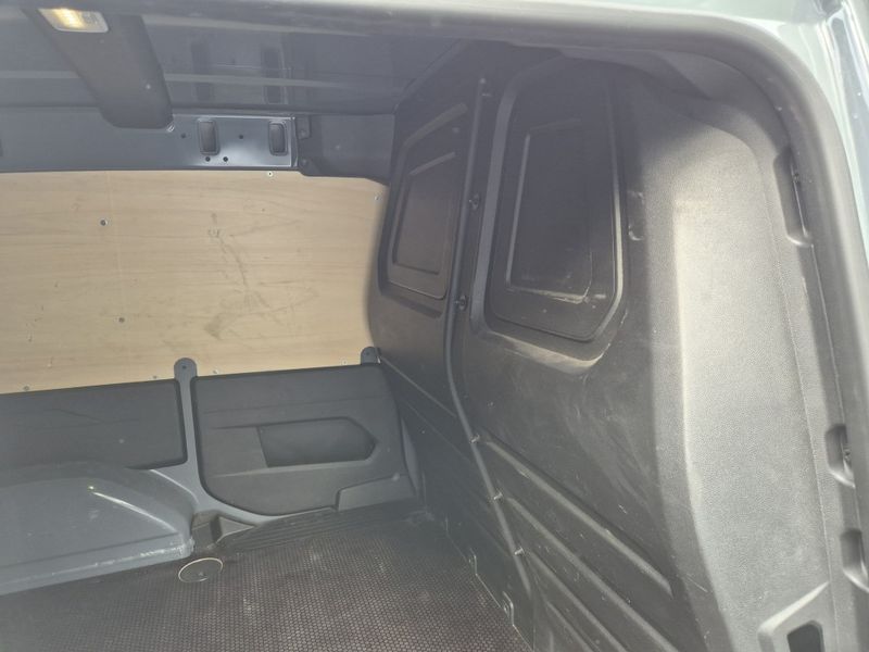 Nissan Townstar 1.3 DIG-T L1 2,0t N-Connecta — zdjęcie 13