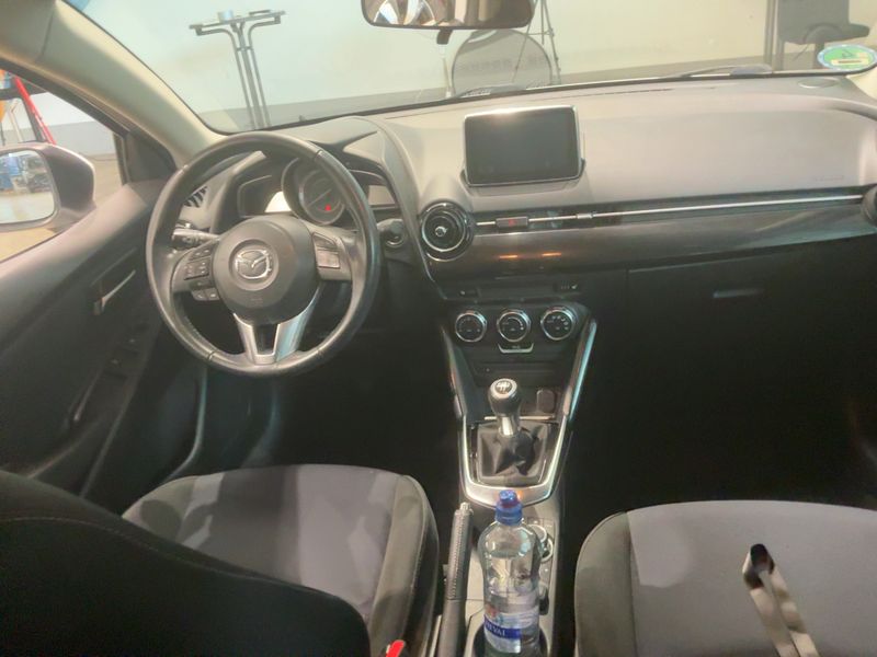 Mazda 2 1.5 Nakama — zdjęcie 12