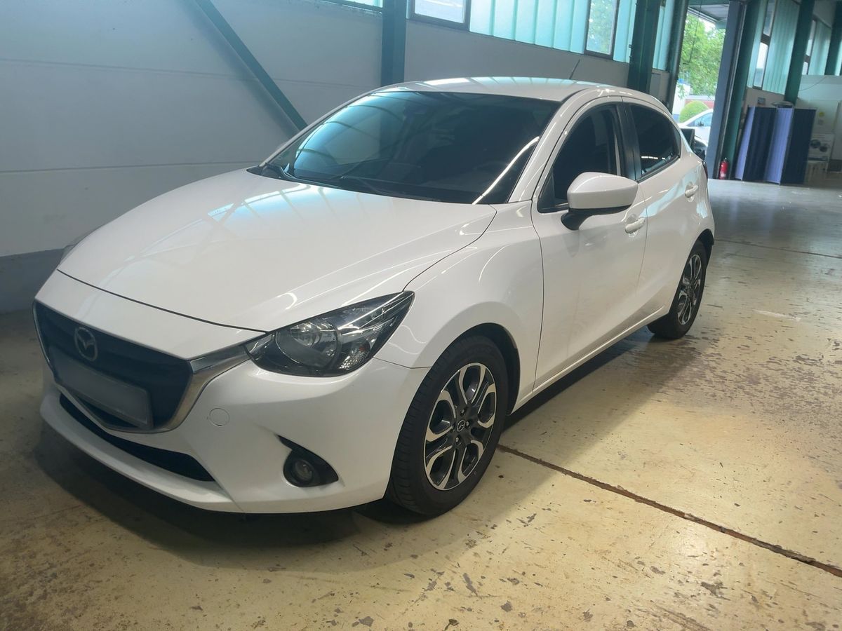 Mazda 2 2017 — photo 1