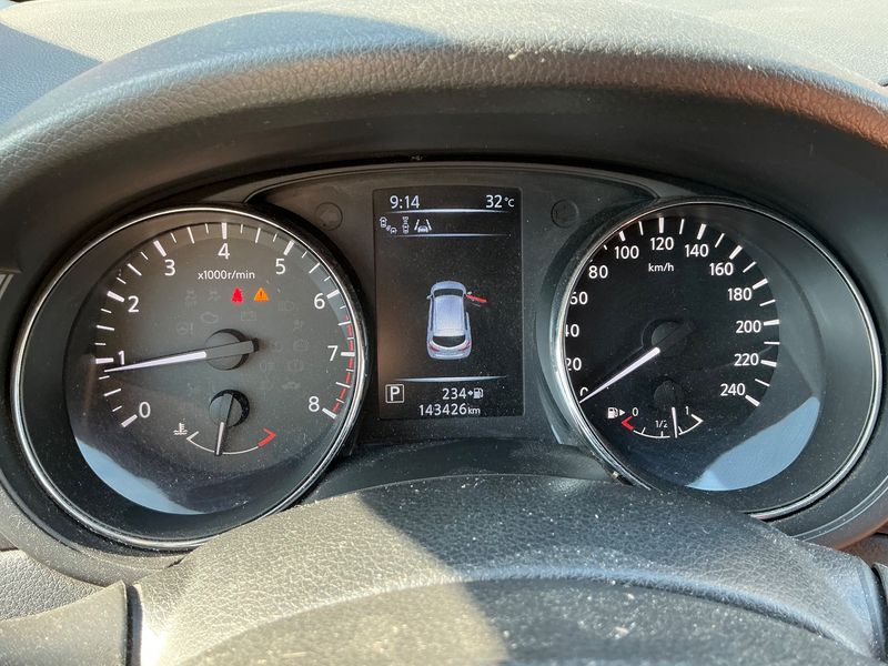 Nissan Pulsar 1.2 Business — zdjęcie 13