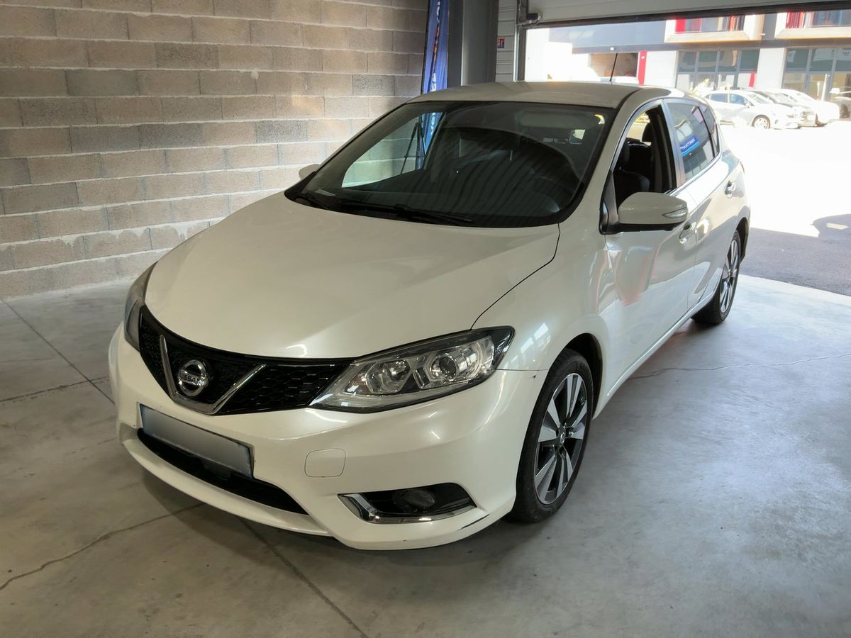 Nissan Pulsar 2015 — photo 1