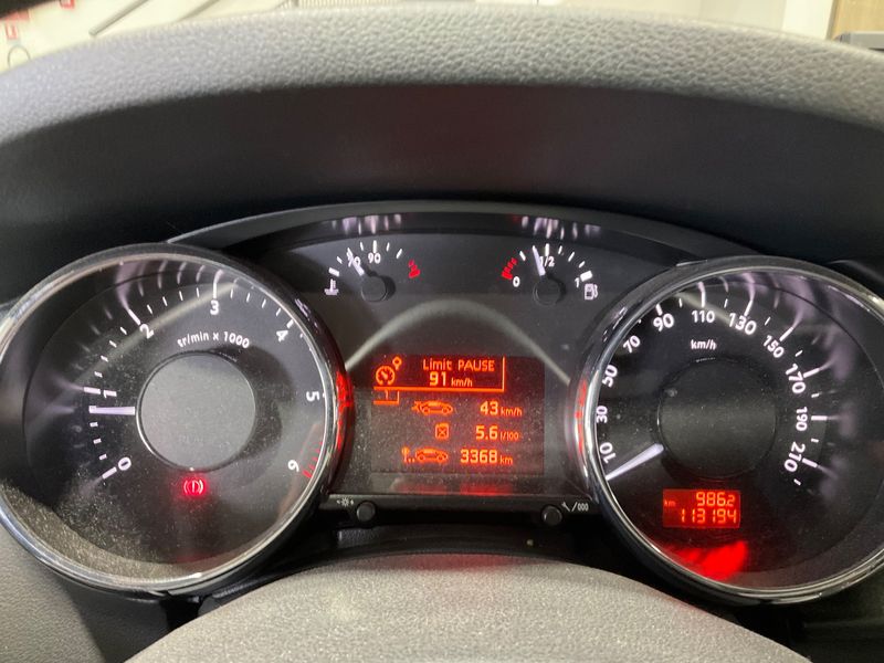 Peugeot 3008 1.6 HDi Allure — zdjęcie 13