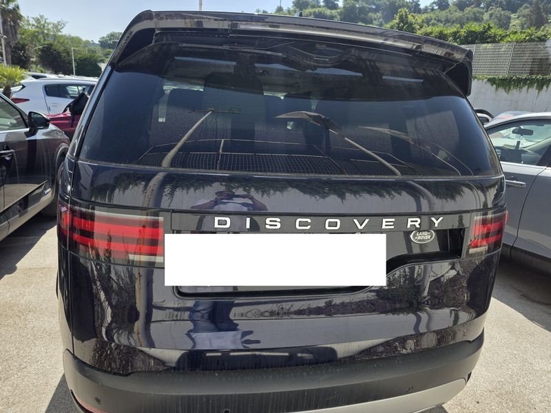 Land Rover Discovery 5 D250 Mild-Hybrid HSE Dynamic AWD — zdjęcie 4