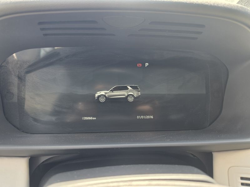 Land Rover Discovery 5 D250 Mild-Hybrid HSE Dynamic AWD — zdjęcie 12