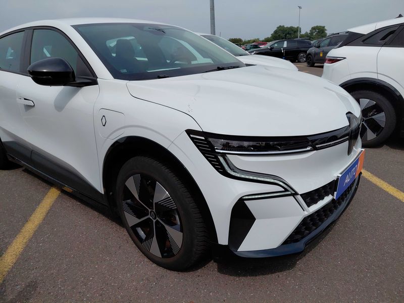Renault Megane E-Tech electric drive 96 kW Equilibre — zdjęcie 6