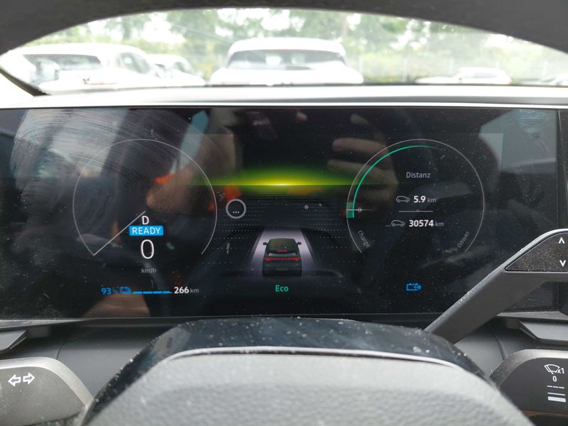 Renault Megane E-Tech electric drive 96 kW Equilibre — zdjęcie 12