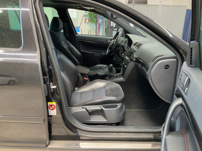 Skoda Octavia 2.0 TDI RS 2012 – снимка 16