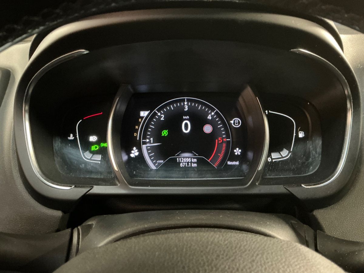 Renault Scenic 2020 — photo 19