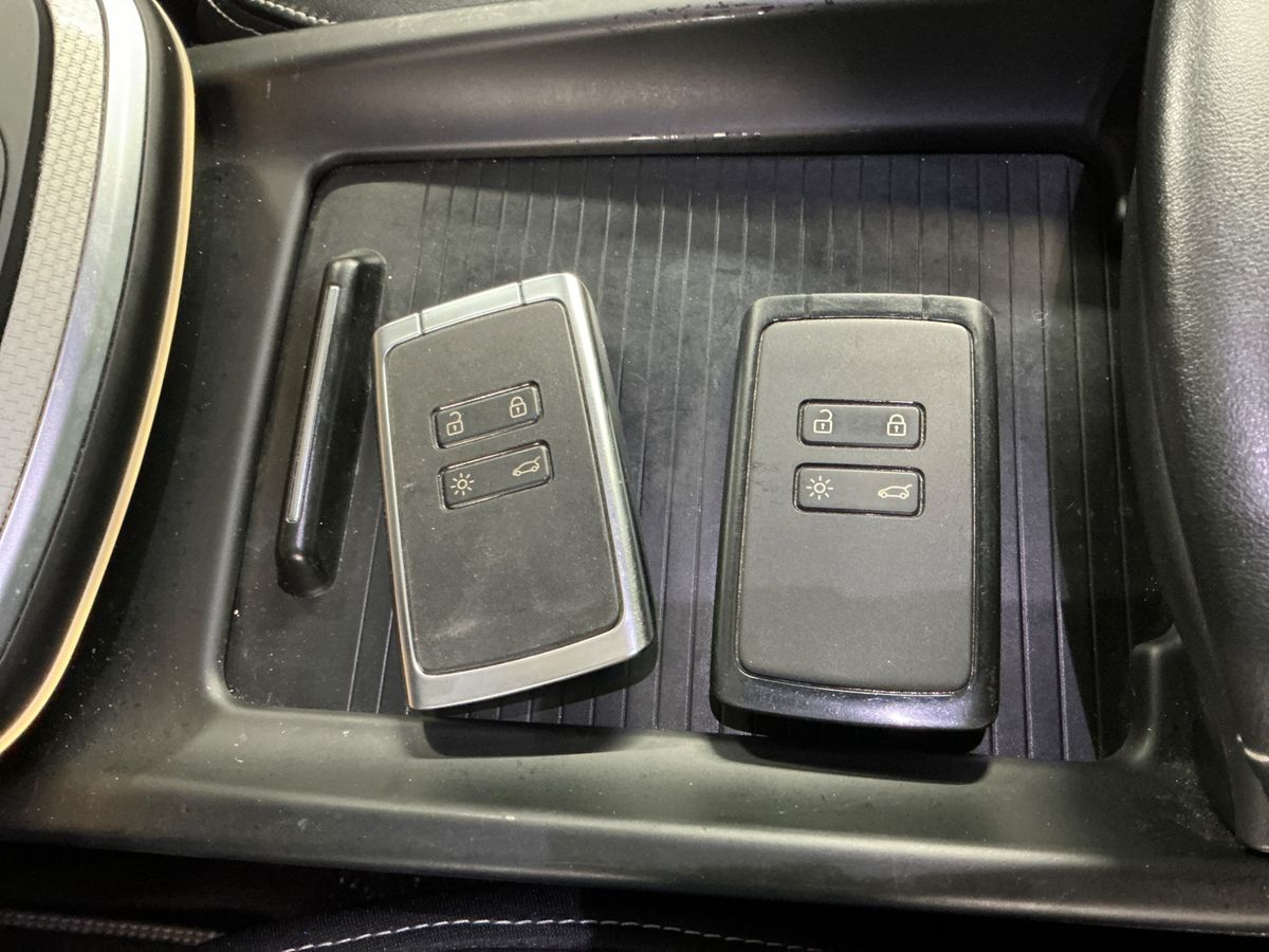 Renault Scenic 2020 — photo 26