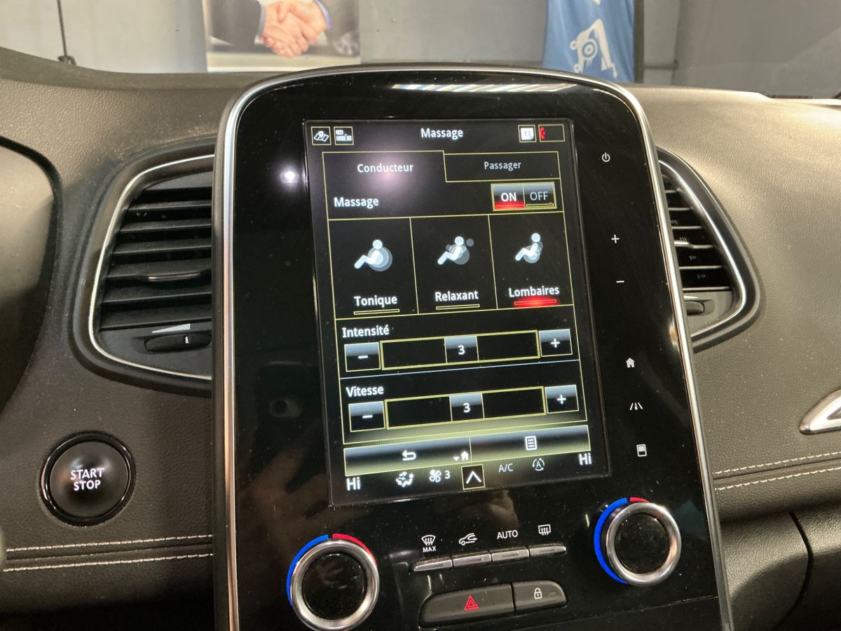 Renault Scenic 2020 — photo 27