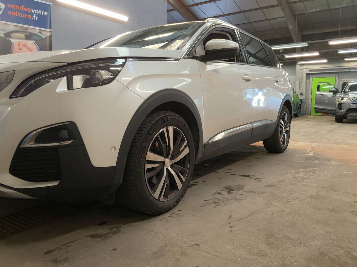Peugeot 5008 d'occasion