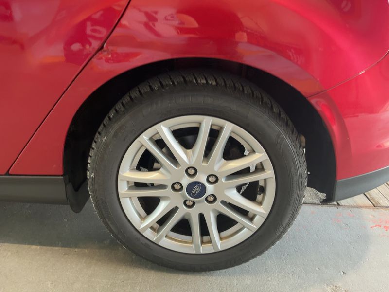 Ford Focus 2.0 TDCi Titanium 2013 – снимка 5