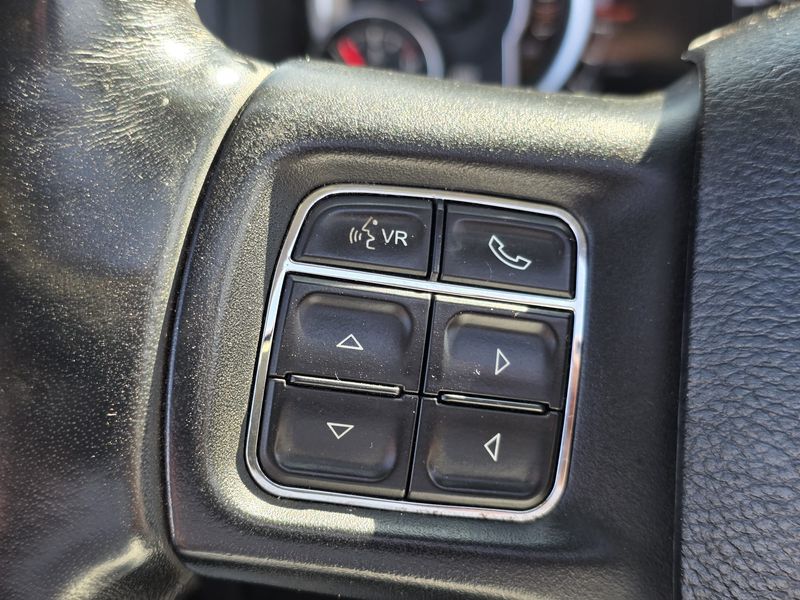 Dodge Ram 1500 5.7 V8 4x4 — zdjęcie 24