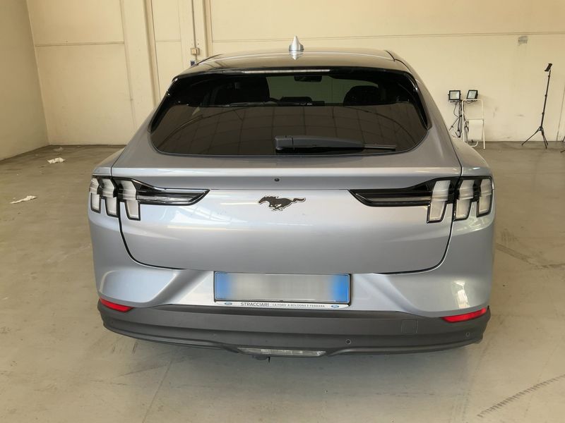 Ford Mustang Mach-E electric drive 216 kW — zdjęcie 5
