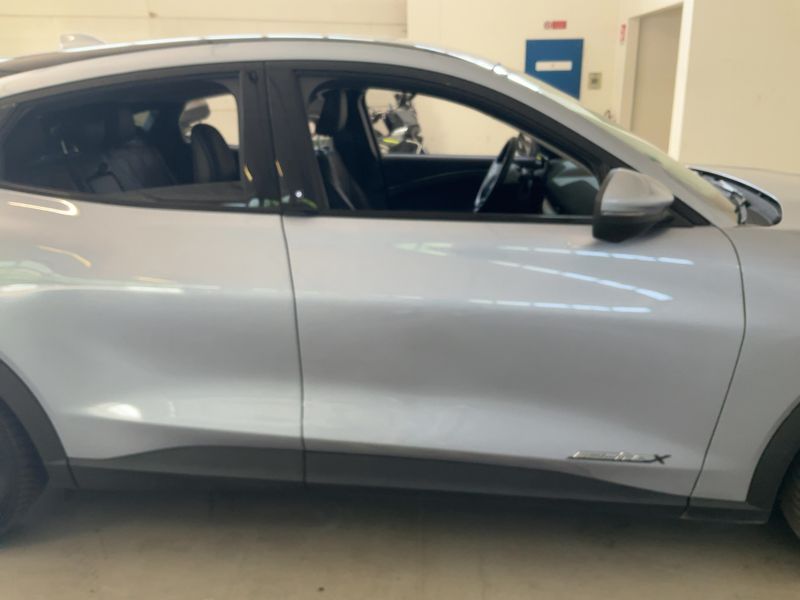 Ford Mustang Mach-E electric drive 216 kW — zdjęcie 7