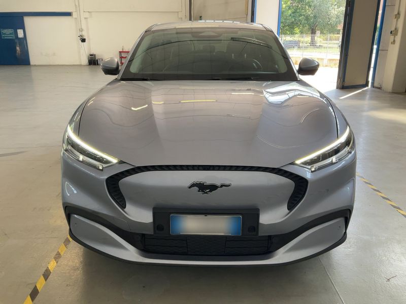 Ford Mustang Mach-E electric drive 216 kW — zdjęcie 9