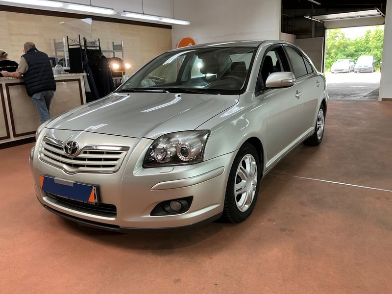 Toyota Avensis 1.8 C Liftback